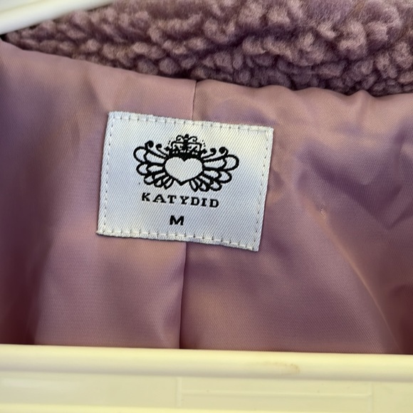 Light Purple teddy coat with pockets 2 button closure - Picture 2 of 5